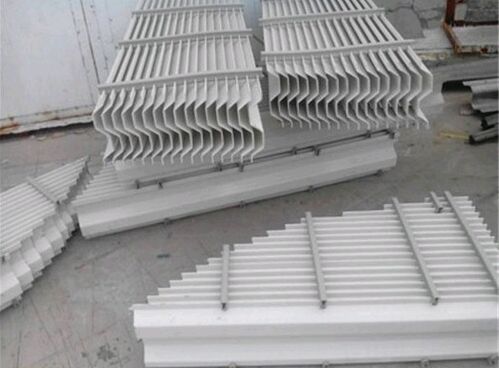 ���������F��